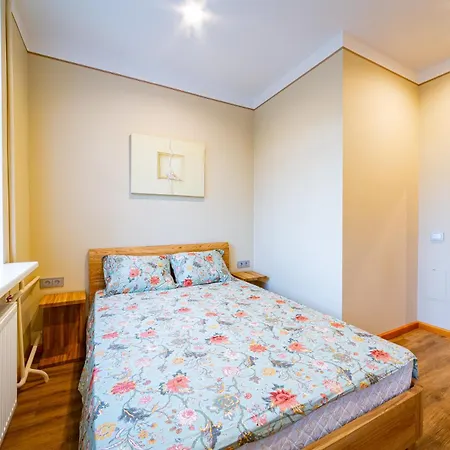 Just Renovated Stories Free Parking * Рига