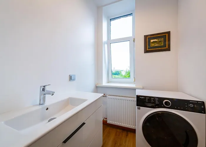 Just Renovated Stories Free Parking Apartment Riga