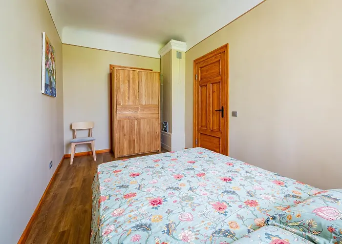 Apartment Just Renovated Stories Free Parking Riga